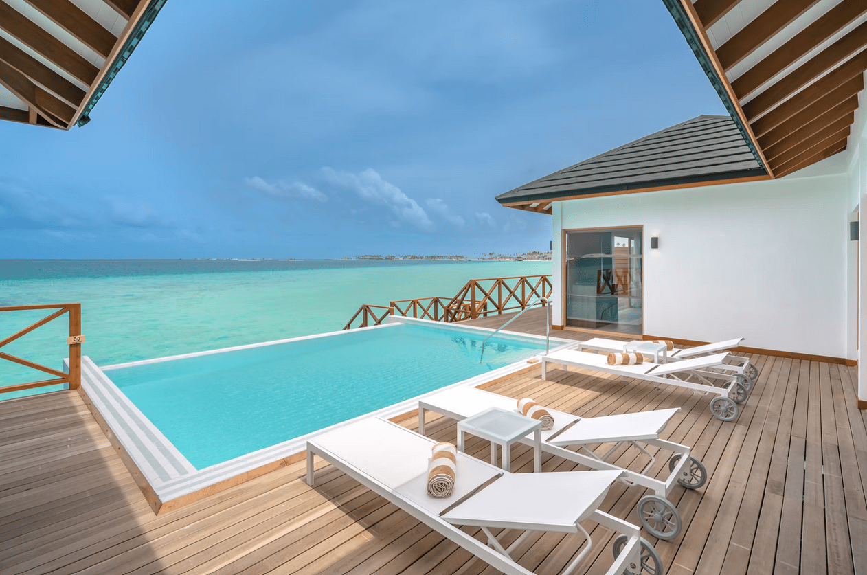 Lagoon residence